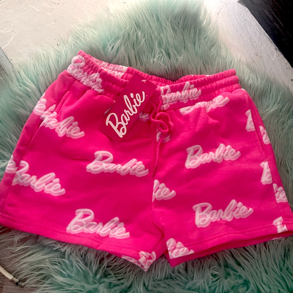 Barbie logo shorts women’s size medium